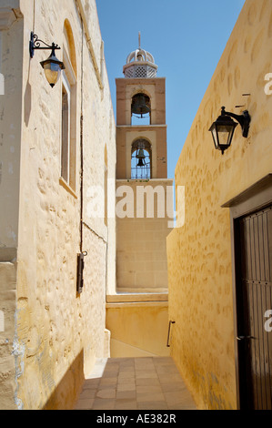 Détail de l'église catholique de Saint George à Ano Syros Banque D'Images