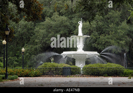 Forsyth Park et fontaine centrale à Savannah Georgia USA Banque D'Images