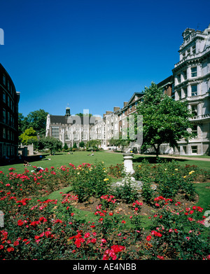 Middle Temple Hall Inns of Court et des jardins avec des Barristers Chambers Ville de London EC4 Angleterre Banque D'Images