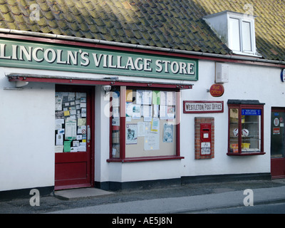 Village store and Post Office, Southwold, Suffolk, East Anglia, Angleterre, été 2007 Banque D'Images