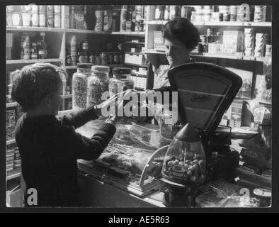 Village Shop 1960 Banque D'Images