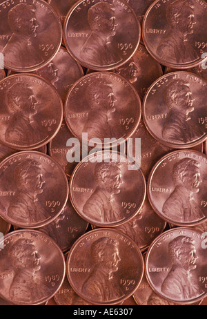 Petit changement : Rangées de pièces de cuivre américains alignés close up, USA États-Unis d'Amérique Banque D'Images
