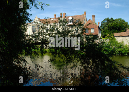 La rivière Medway et Palais de l'Archevêque Maidstone Kent England Banque D'Images