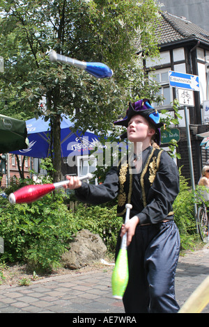 Festival de Hambourg Altonale culturel. Les gens de cirque Banque D'Images