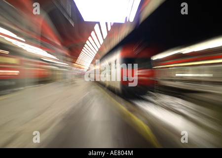 Train à la gare du sud, l'Autriche, Vienne Banque D'Images