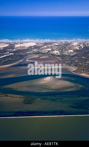 Système de barrage sépare "^^frais l'eau" de "Murray River" de "^^sel de l'eau", "la péninsule de Fleurieu", [l'Australie du Sud] Banque D'Images