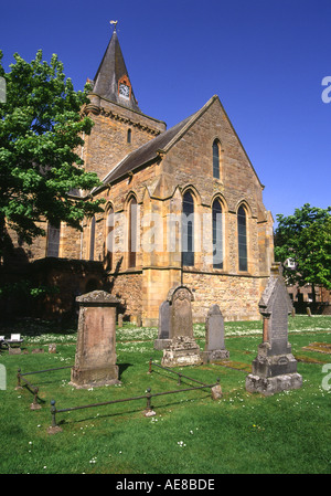 Dh DORNOCH SUTHERLAND la cathédrale de Dornoch et cimetière Banque D'Images