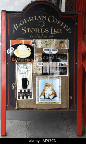Les magasins de café algérien, Soho, London, UK Banque D'Images