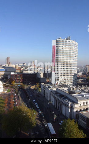 Avis de Birmingham à la recherche de l'ICC avec Alpha Tower en premier plan Banque D'Images