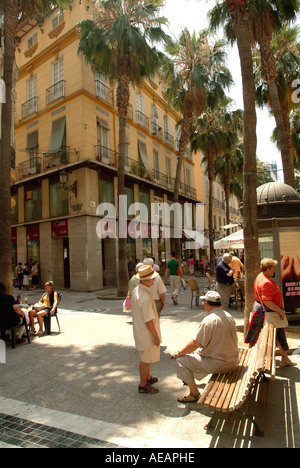 Ville de Malaga. Puerta del Mar. La vieille ville. Streetlife Banque D'Images