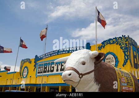 Big Texan Steak Ranch sur la vieille route 66 à Amarillo Texas USA Banque D'Images