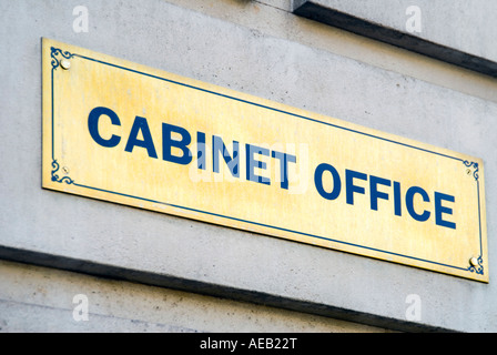 Plaque en laiton du Cabinet Office à Whitehall Central London UK Banque D'Images
