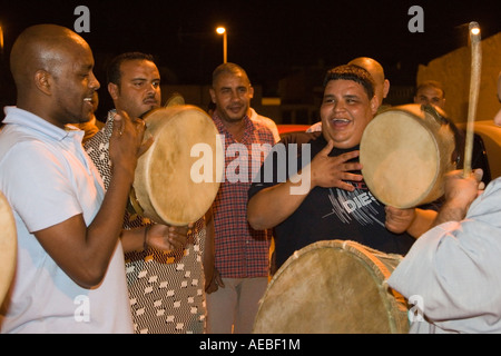 Tripoli (Libye). Célébrations de mariage musulman, Mariage Musiciens Banque D'Images