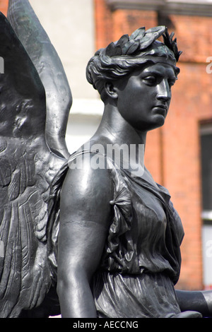 Ange en bronze. Dublin, comté de Dublin, Irlande. Banque D'Images