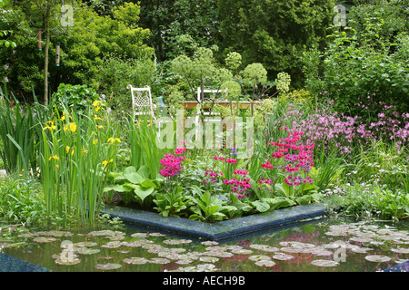 Les vrais déchets en jardin DESIGNER CLAIRE WHITEHOUSE Chelsea Flower Show 2005 Banque D'Images