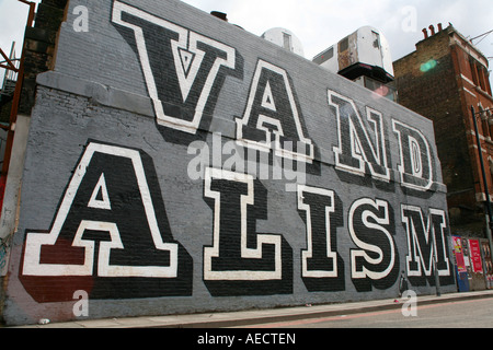 Murale vandalisme d'Eine, Shoreditch, Londres Banque D'Images