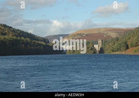 Derwent Barrage, réservoir, Derwent Valley, Bamford ,North Derbyshire, Angleterre, Royaume-Uni, Europe Banque D'Images