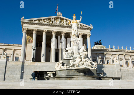 Le parlement de Vienne Pallas Athene Fountain Banque D'Images