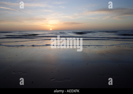 Lever du soleil sur la mer du Nord. Banque D'Images