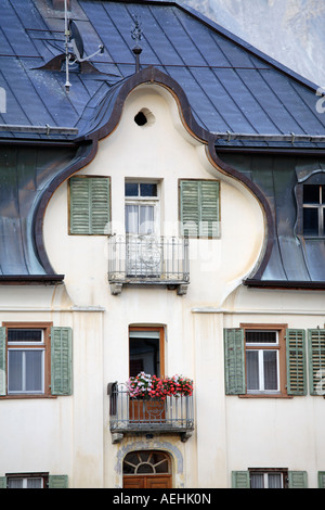 Détail de l'architecture traditionnelle des maisons de l'Engadine, Envoyé, Suisse Banque D'Images