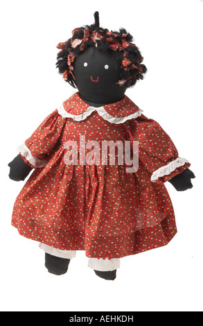 Ancien fait main African American doll se découpant sur fond blanc Banque D'Images