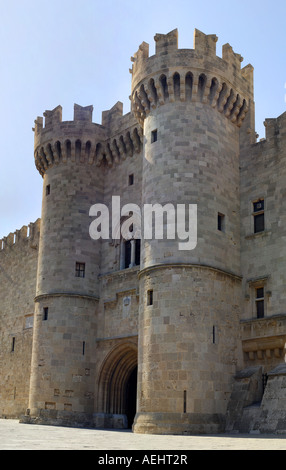 L'entrée du palais des grands maîtres de l'île château de rhodes Rhodes Grèce Banque D'Images