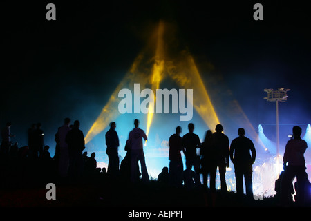 Au cours du spectacle 'nature'-techno-party près de Kastellaun , Rhénanie-Palatinat, Allemagne Banque D'Images