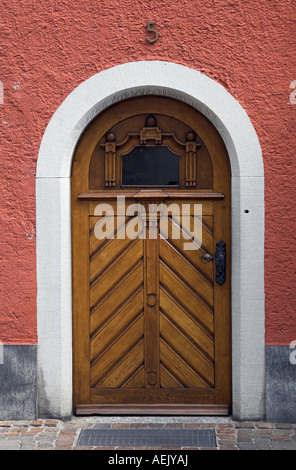 Porte dans la vieille partie de la ville de Meersburg, district Überlingen, Bade-Wurtemberg, Allemagne Banque D'Images