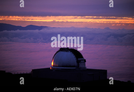 Au crépuscule de l'observatoire de Mauna Kea, Hawaii, USA Banque D'Images