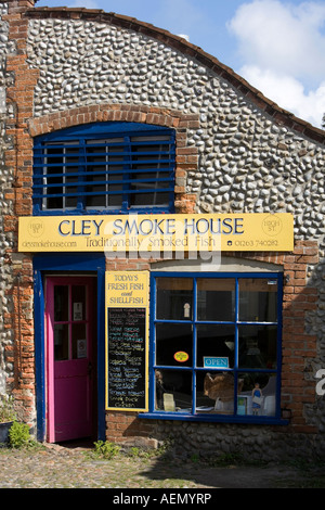 Smoke house dans le village de Claj suivant la mer , Norfolk , Angleterre Banque D'Images