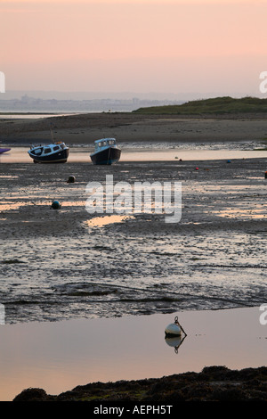 Marée basse à Bembridge Harbour sur l'île de Wight Banque D'Images