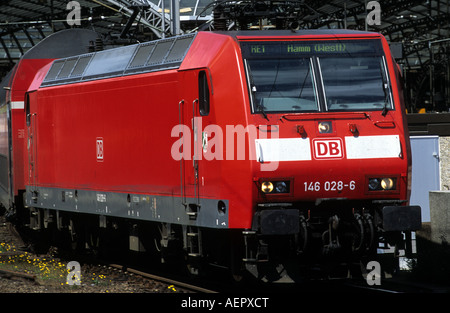 La compagnie allemande de trains de voyageurs régional express Cologne, Rhénanie du Nord-Westphalie, Allemagne. Banque D'Images