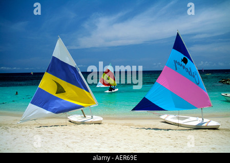 Une école de planche à voile près de l'île de la Jamaïque ciboney archipel des Grandes antilles caraïbes Banque D'Images