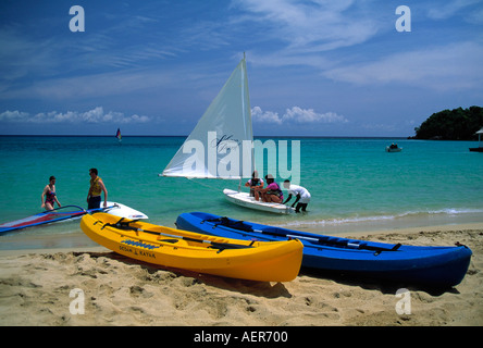 Une école de planche à voile près de Shaw Park île de la Jamaïque archipel des Grandes antilles caraïbes Banque D'Images