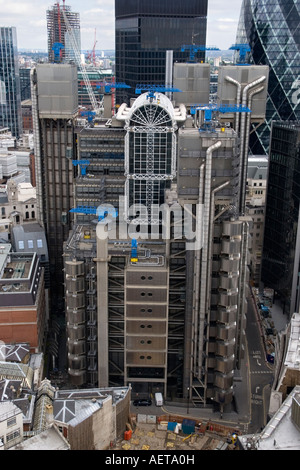 Close up vue aérienne de la Lloyds Building dans la ville de Londres c'est l'un de Sir Richard Rogers plus célèbres édifices Banque D'Images