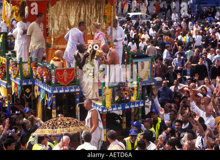 Hindouisme Royaume-Uni Hare Krishna Rathayatra Festival Hyde Park à Trafalgar Square Londres Wngland années 2004 2000 HOMER SYKES Banque D'Images