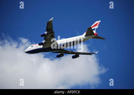 British Airways Boeing 747-400 décollant de l'aéroport de Heathrow, Middlesex, England, United Kingdom Banque D'Images