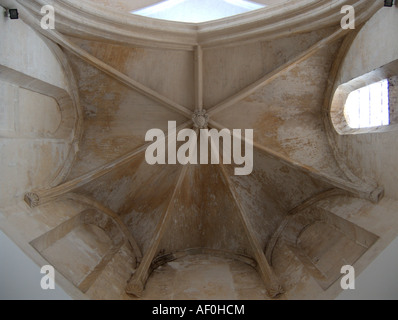 Chapelle St Anne reconstruite en 1627 déclaré comme monument historique en 1875 Arles Bouches du Rhône Provence France Banque D'Images