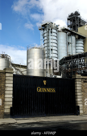 Portes de l'usine Guinness, Dublin, Irlande Banque D'Images