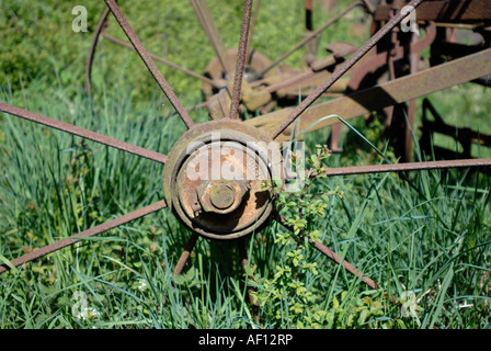 La rouille de l'équipement agricole agricole Union semoir Gressenhall farm Rural Life Museum Norfolk UK Banque D'Images