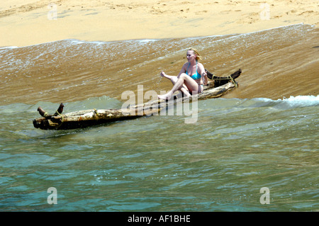 Séjour touristique en catamaran, PULINGUDI BEACH PRÈS DE KOVALAM Banque D'Images