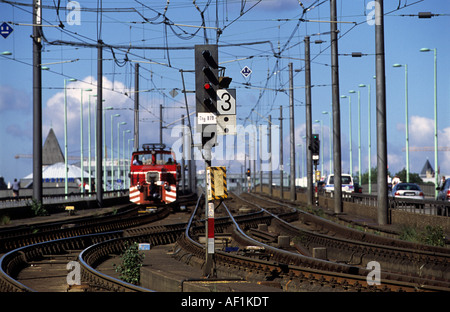 La maintenance s'exécutant sur le système ferroviaire urbain léger à Cologne, Rhénanie du Nord-Westphalie, Allemagne. Banque D'Images