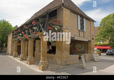 Entrée de la grotte de Domme Dordogne France Europe Banque D'Images