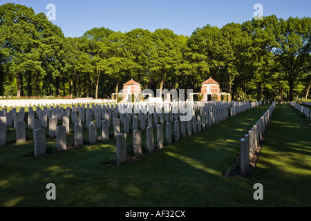 Des tombes de guerre du Commonwealth au cimetière militaire de l'Europe Pays-bas Oosterbeek Banque D'Images