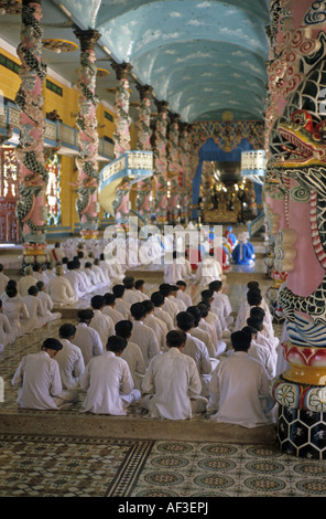 Le Saint Président du Cao Dai, temple, Vietnam, Tay Ninh Banque D'Images