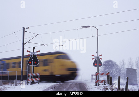 Billet de train sur une voie ferrée Banque D'Images