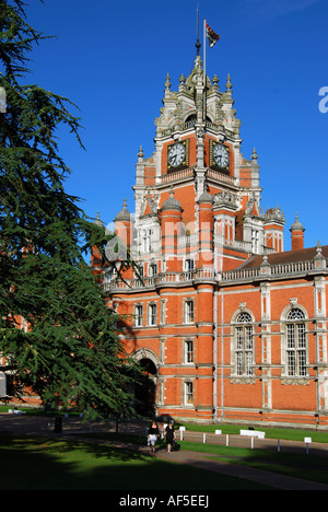 La porte principale, Royal Holloway, Université de Londres, Egham Hill, Egham, Surrey, Angleterre, Royaume-Uni Banque D'Images