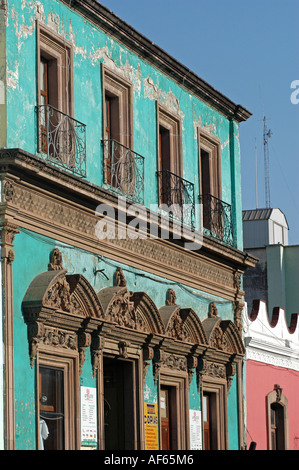 Bâtiments coloniaux dans le secteur de la vieille ville de la ville d'Oaxaca au Mexique Banque D'Images