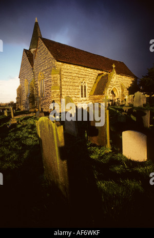 L'église St Mary Higham inférieur Banque D'Images