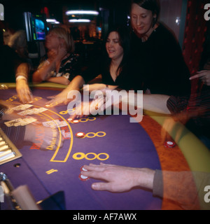 John Angerson Groupe d'ami pour la nuit à jouer au poker sur le casino club 235 au Great Northern Warehouse Manchester Banque D'Images